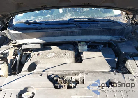 2014 Nissan Pathfinder Sl z USA, uszkodzony, nr VIN 5N1AR2MM0EC608962